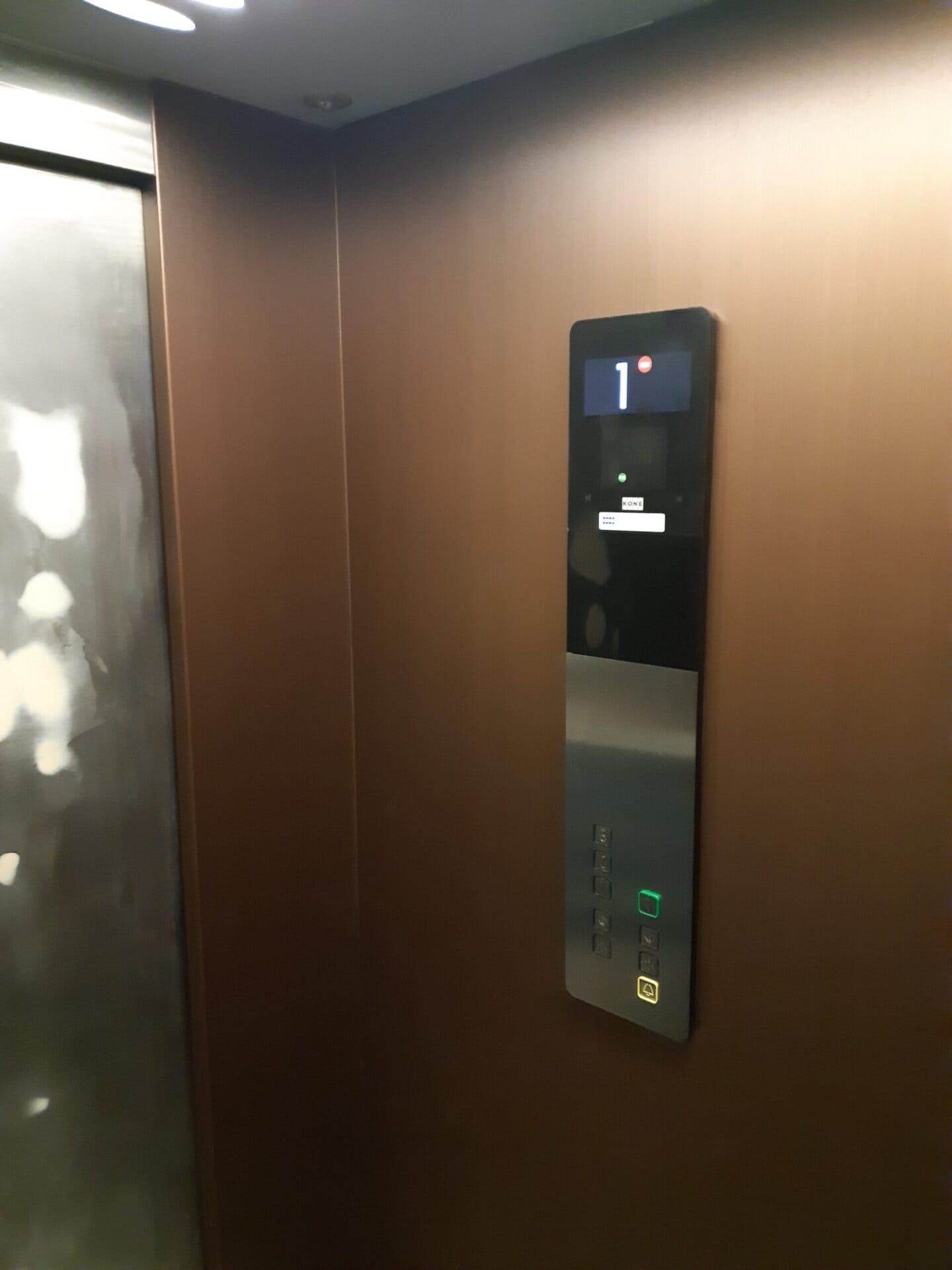 Kileprof — Hotelli liftide renoveerimine