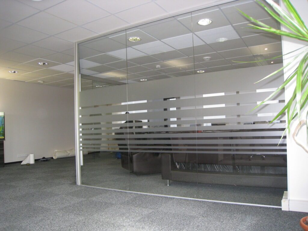 Kontori dekoratiivkiled