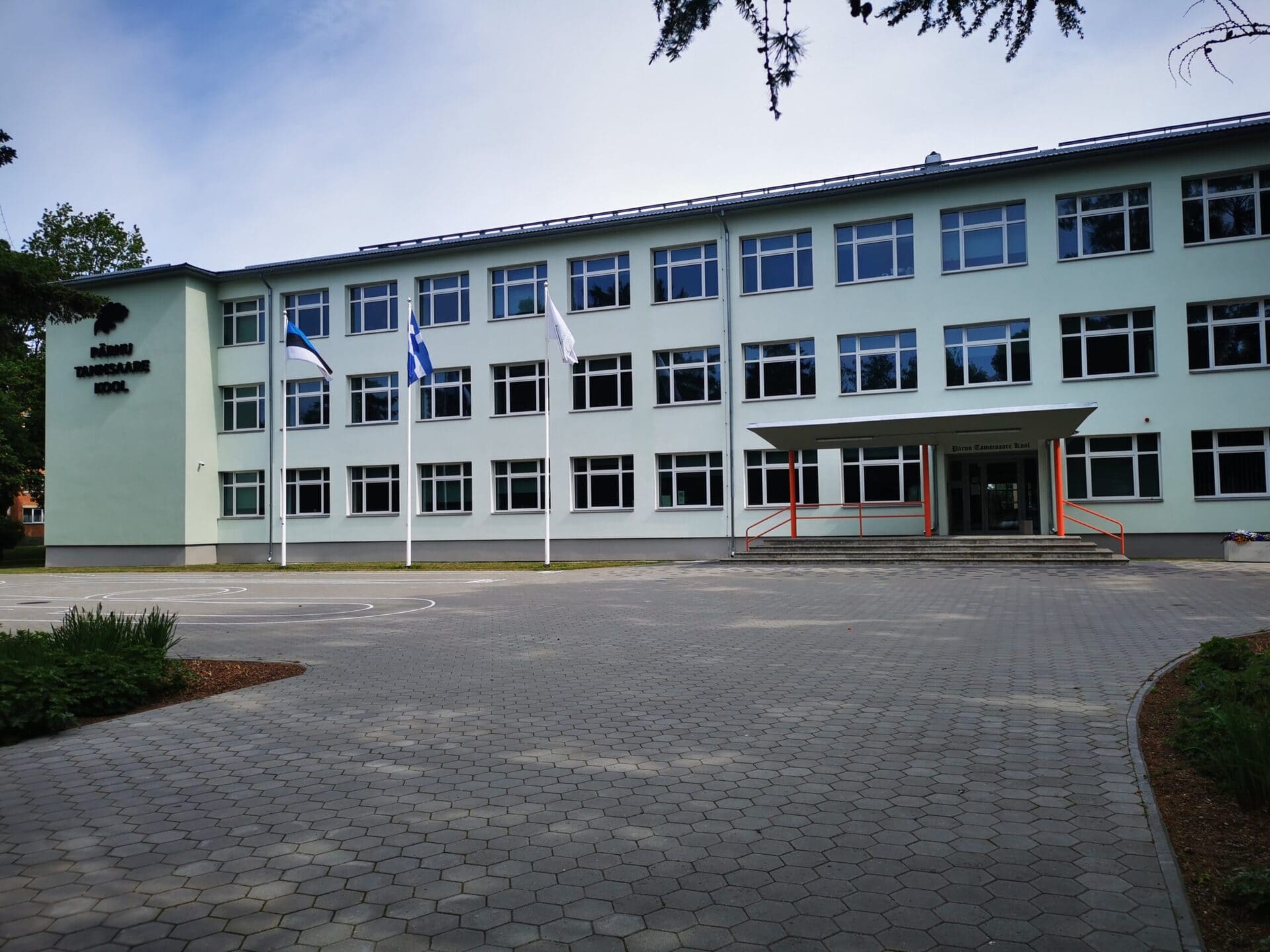 Tammsaare kool Pärnus